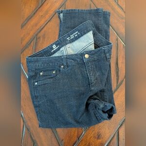 Liz Claiborne Dark Blue Crop Jeans